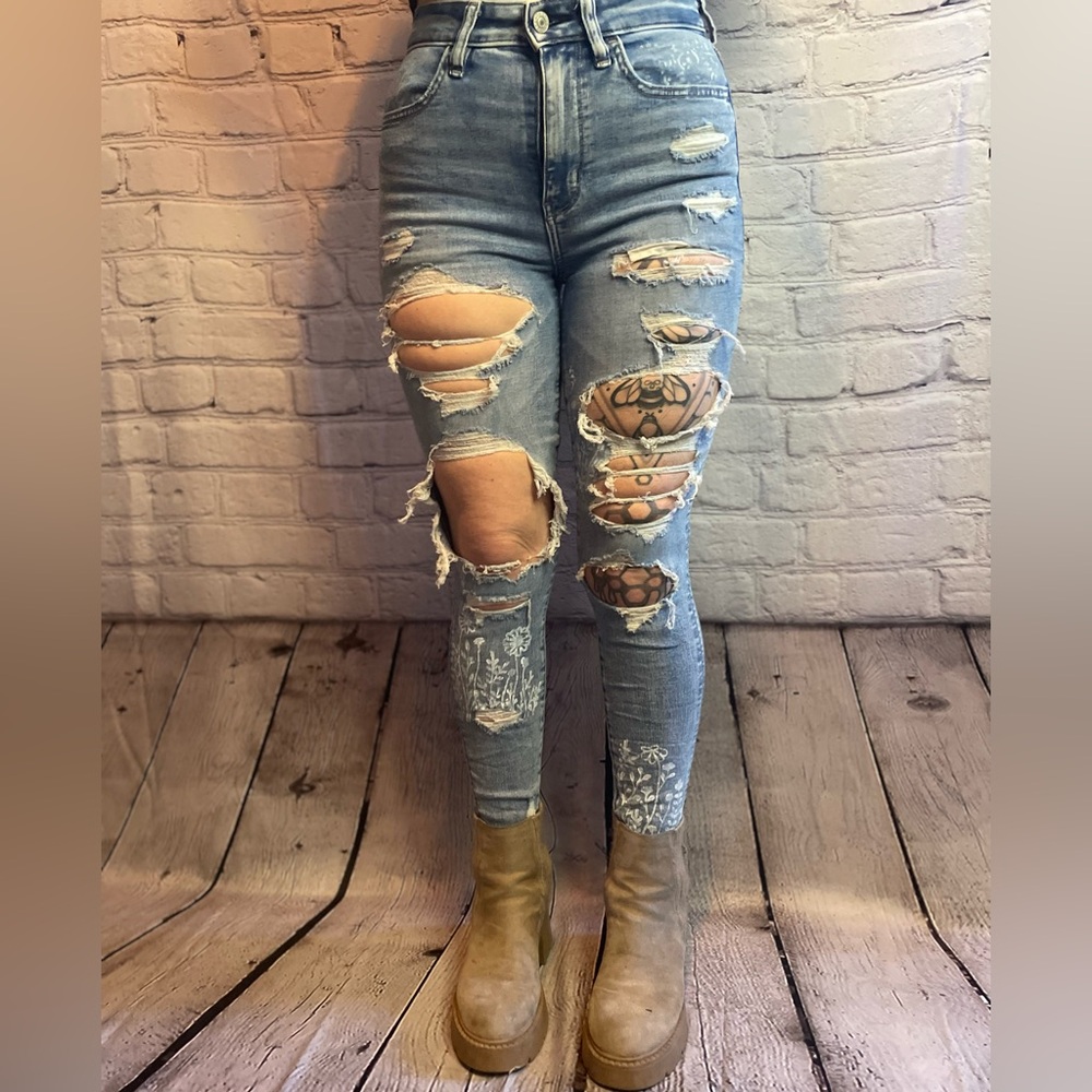 HAND PAINTED BY ME American Eagle Outfitters Distressed Blue Skinny Jeans
